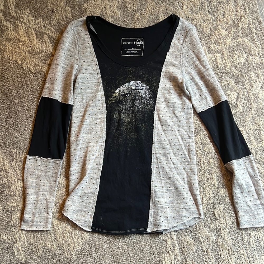 We The Free Long Sleeve Gray / Black Eagle Top
